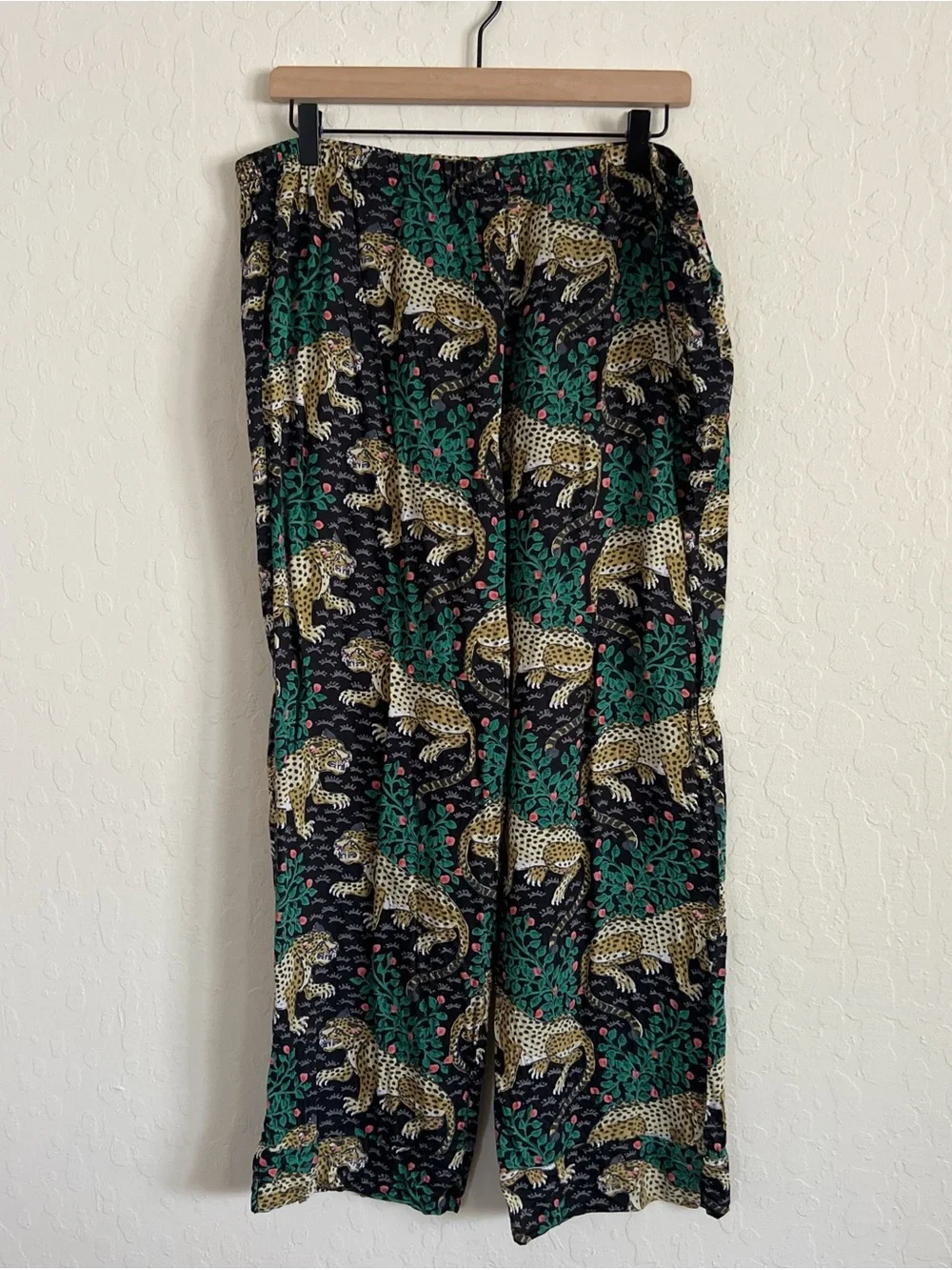 Printfresh Women's Green Bagheera Long PJ Pajamas Set Large Jaguar Print Viscose